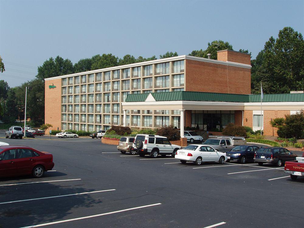 Holiday Inn University Area Charlottesville By Ihg Exterior photo