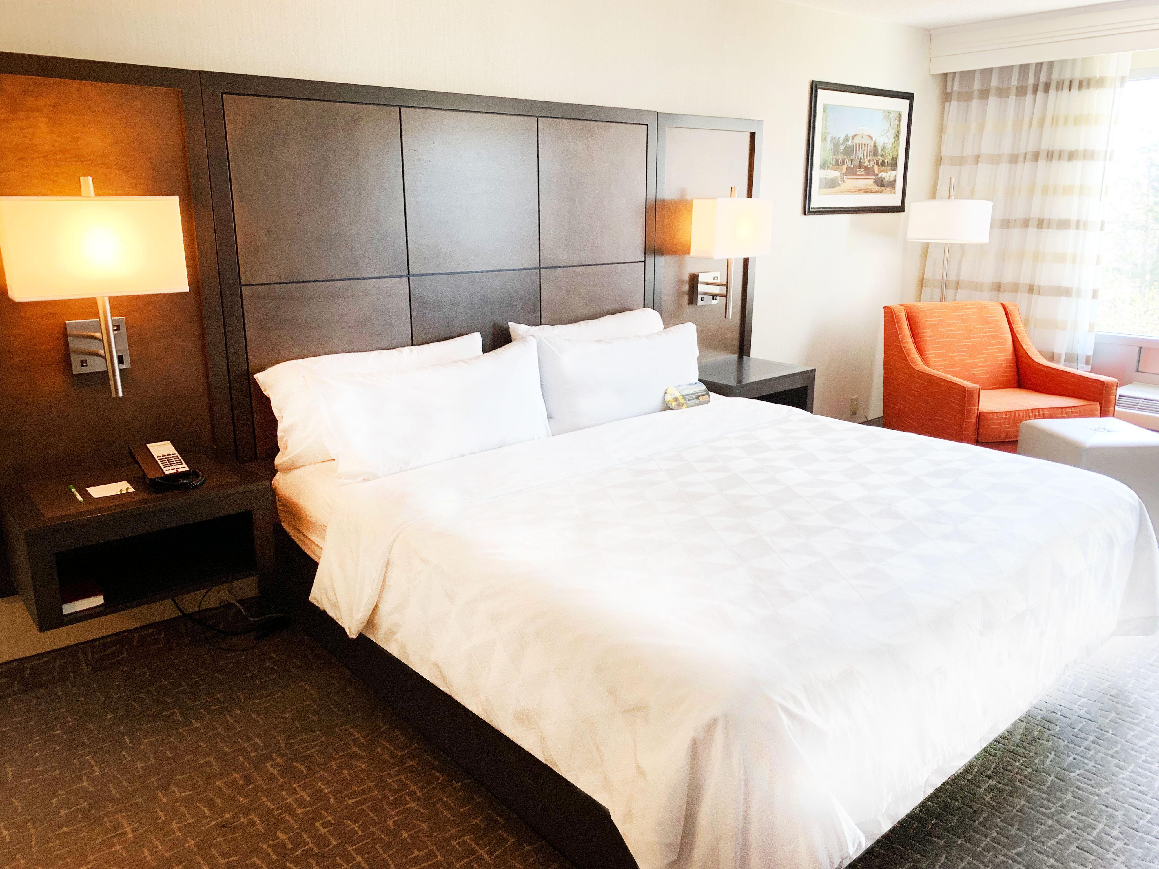 Holiday Inn University Area Charlottesville By Ihg Exterior photo