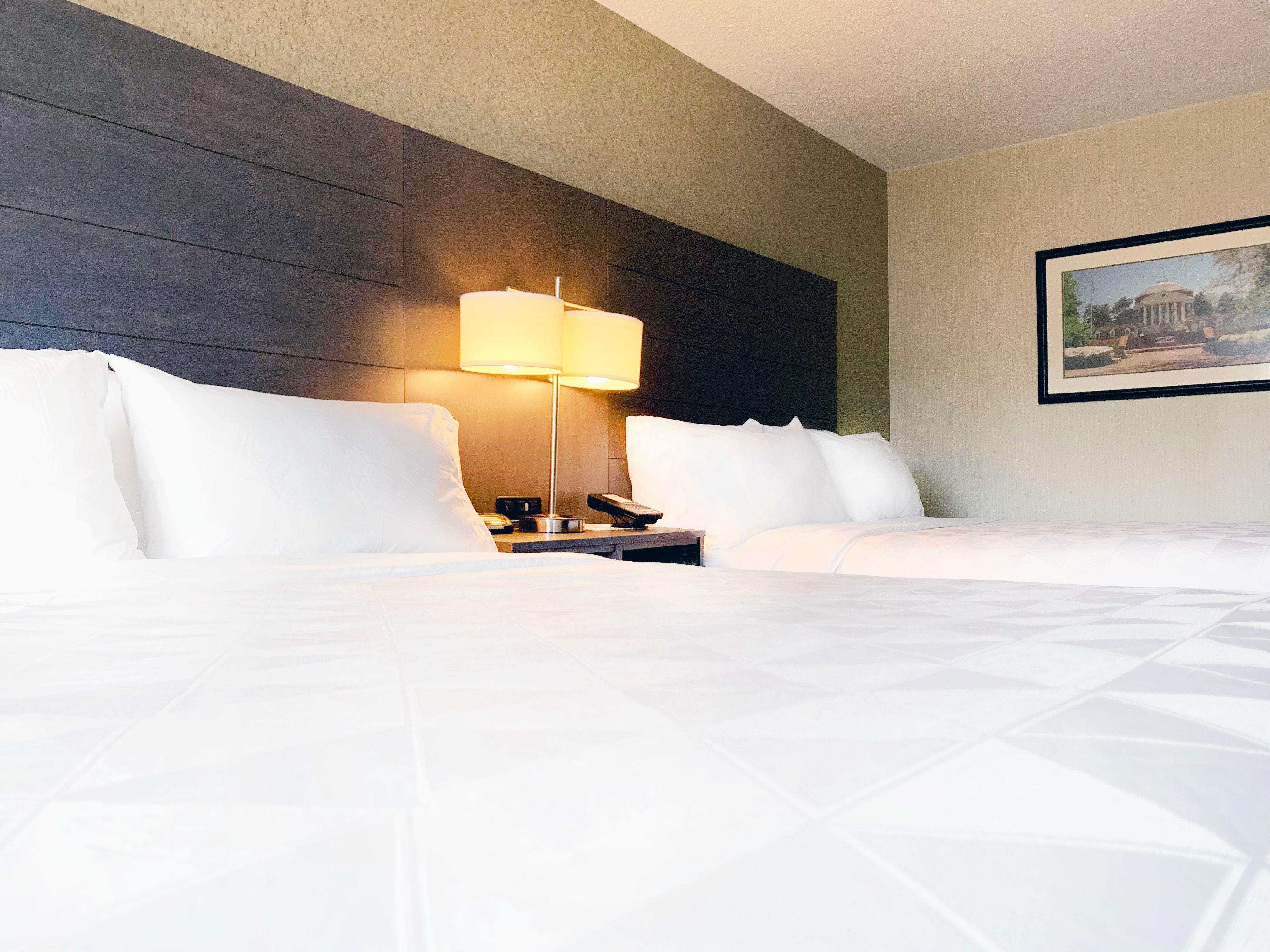 Holiday Inn University Area Charlottesville By Ihg Exterior photo