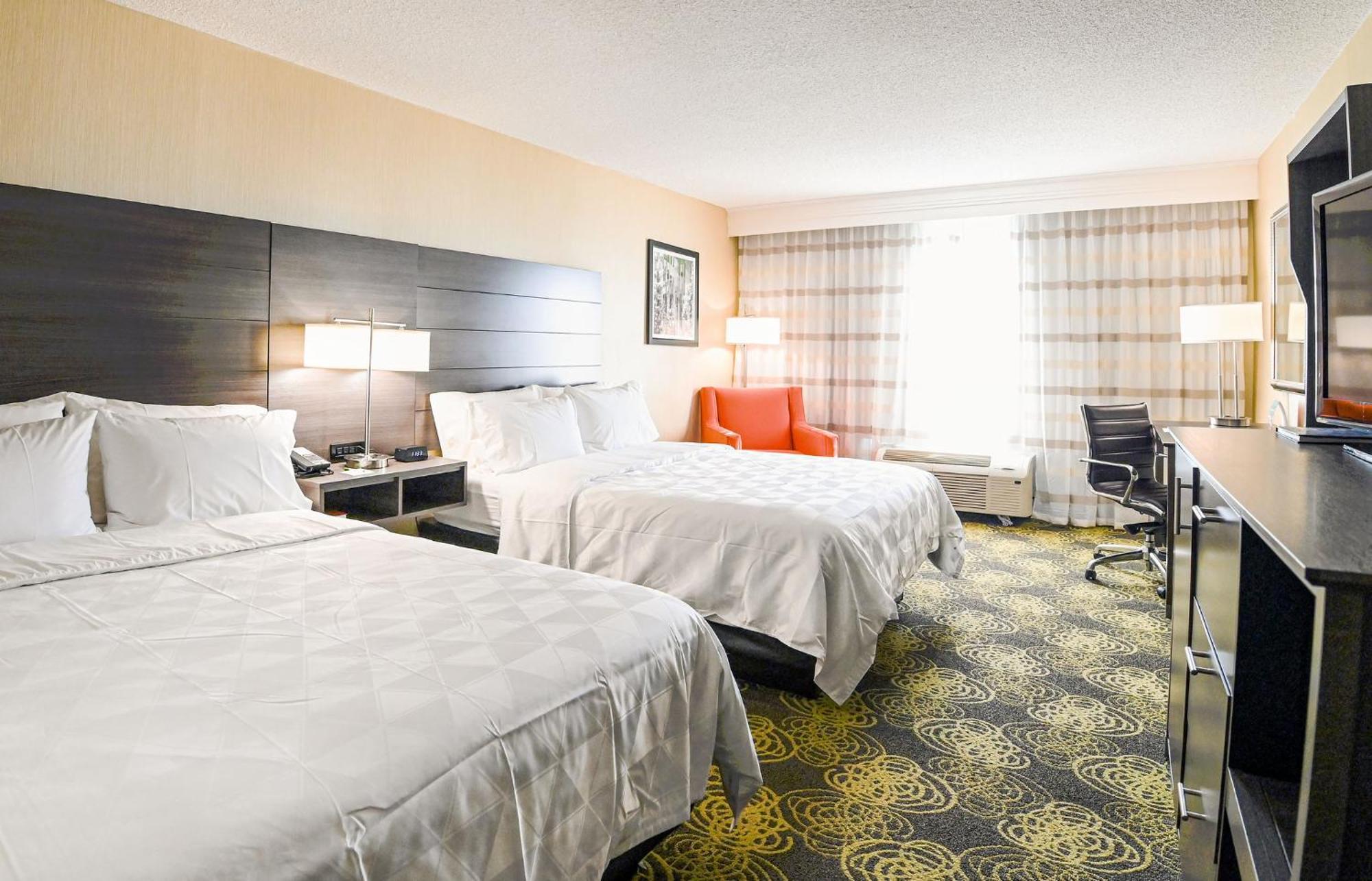Holiday Inn University Area Charlottesville By Ihg Exterior photo